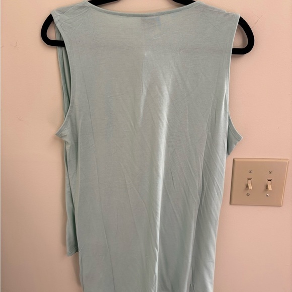 Torrid Studio Tissue Jersey Jersey Surplice Tank Size 3 - Picture 5 of 7
